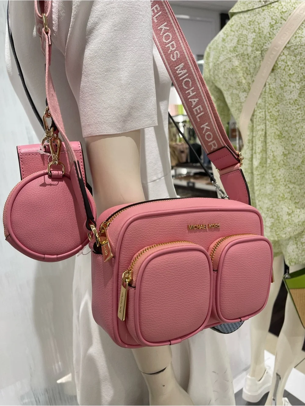 Michael Kors JST Md Pocket Leather Messenger XBody With Attachments Crossbody